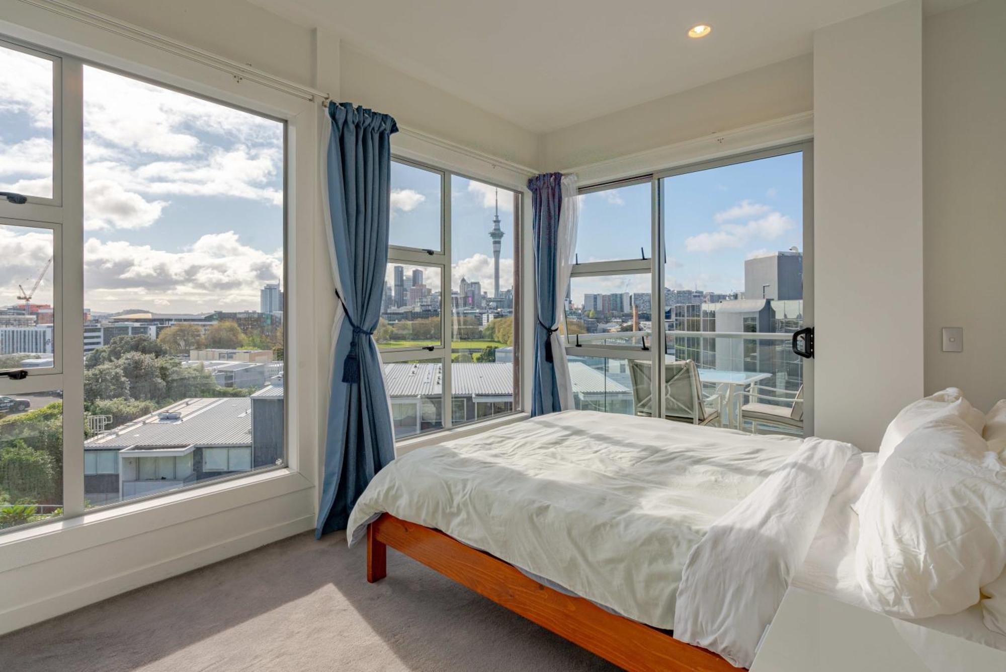 Split Level 125Sqm Sub Penthouse Apartment โอ๊คแลนด์ ภายนอก รูปภาพ