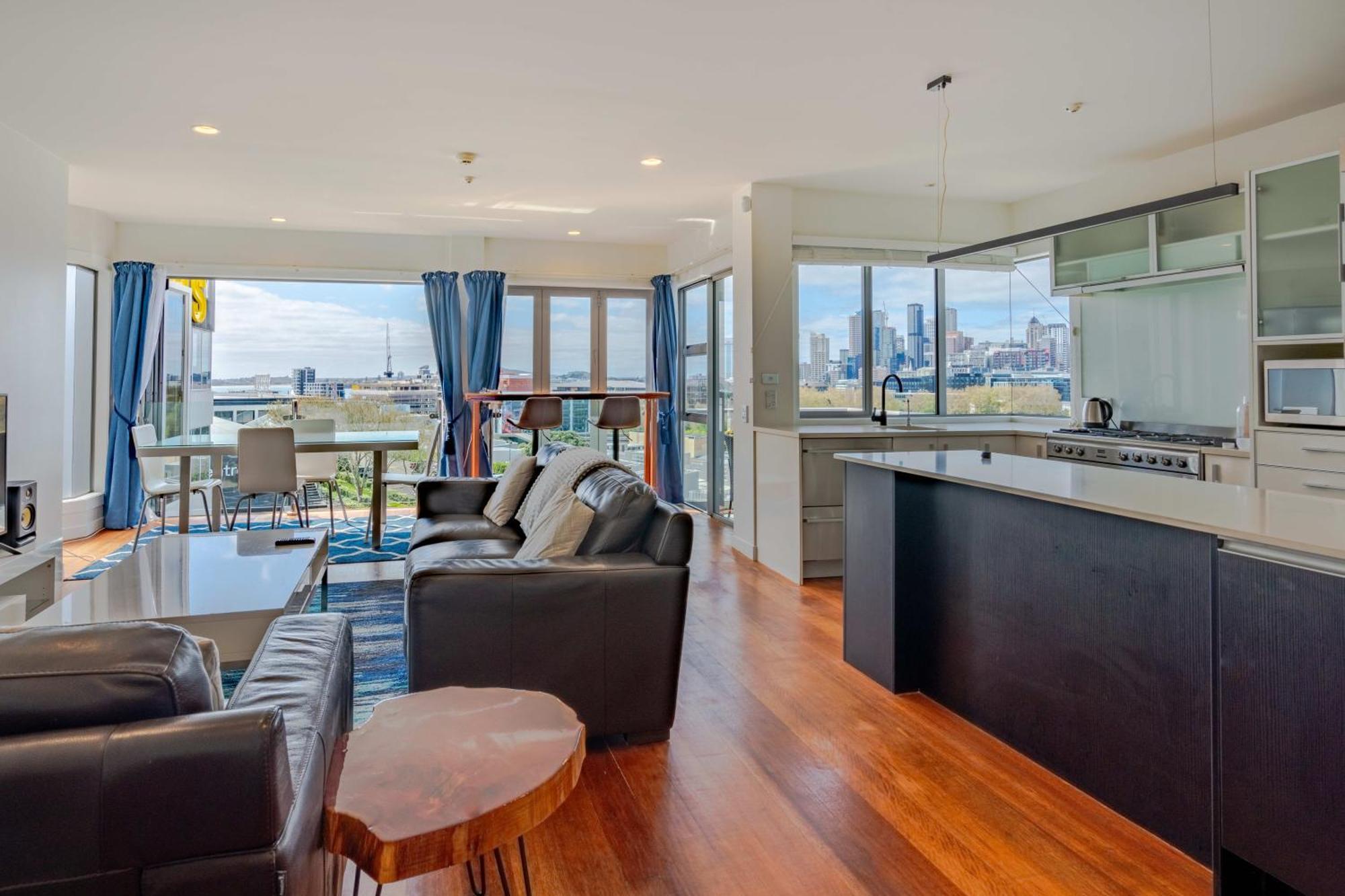 Split Level 125Sqm Sub Penthouse Apartment โอ๊คแลนด์ ภายนอก รูปภาพ